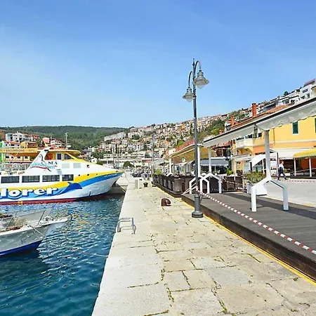 아파트 By The Sea Rabac, Labin - 12308 라벡